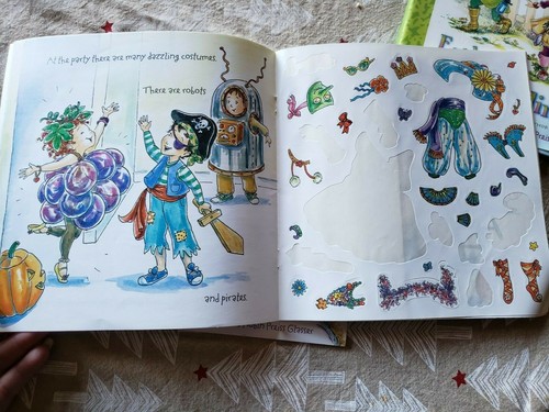 Set of 3 Fancy Nancy Halloween Mother's Day Explorer Extraordinaire Books - Foto 5 di 6