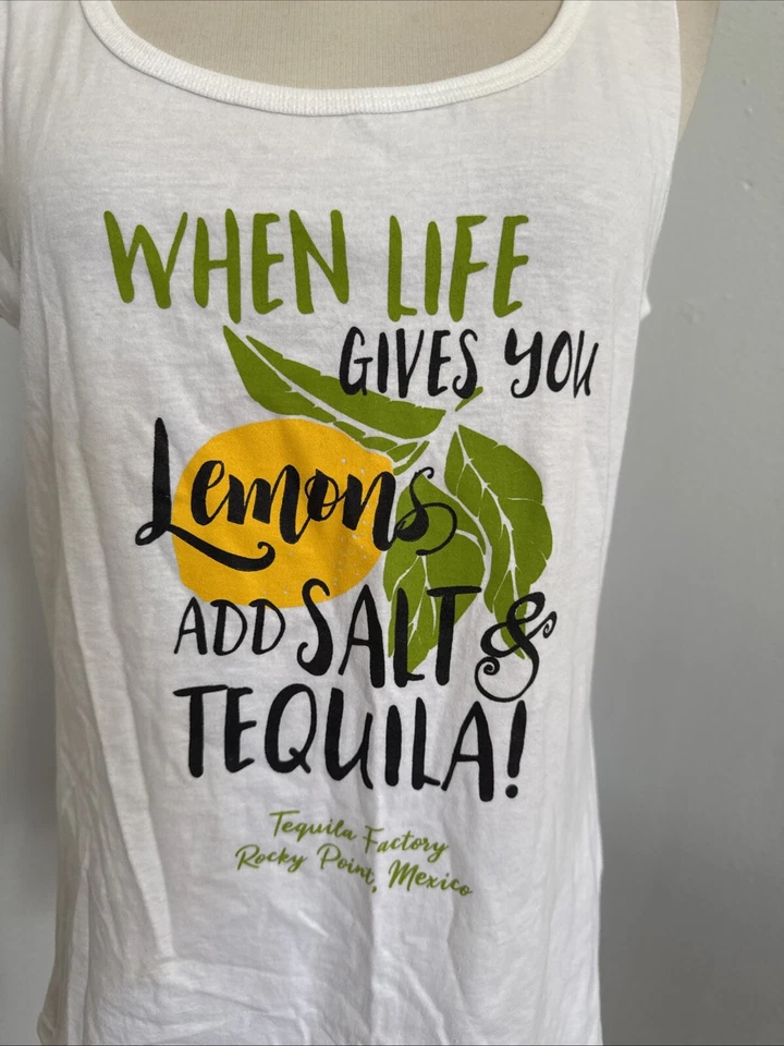 Camiseta sin mangas para mujer grande cuando la vida te da limón y sal tequila divertida Foto 2 de 4