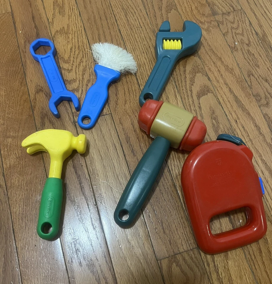 De colección Little Tikes Niños Pretender Plástico Herramientas de Mano Llave Martillo Paintbr Cinta Foto 2 de 3