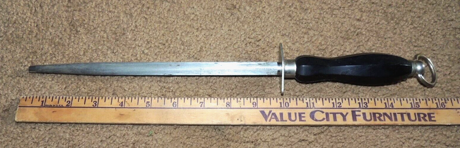 Vintage 10" STEEL Sabatier Knife Honing Sharpening Butchers Rod W/ LOOP France
Opens in a new window