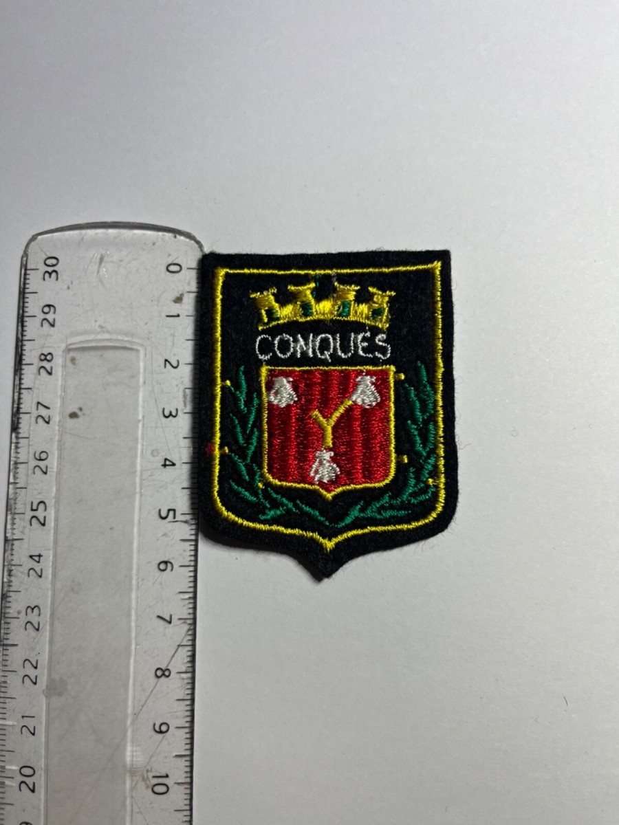 ECUSSON BRODE VILLE DE PARIS : TOUR EIFFEL ET BLASON DE PARIS