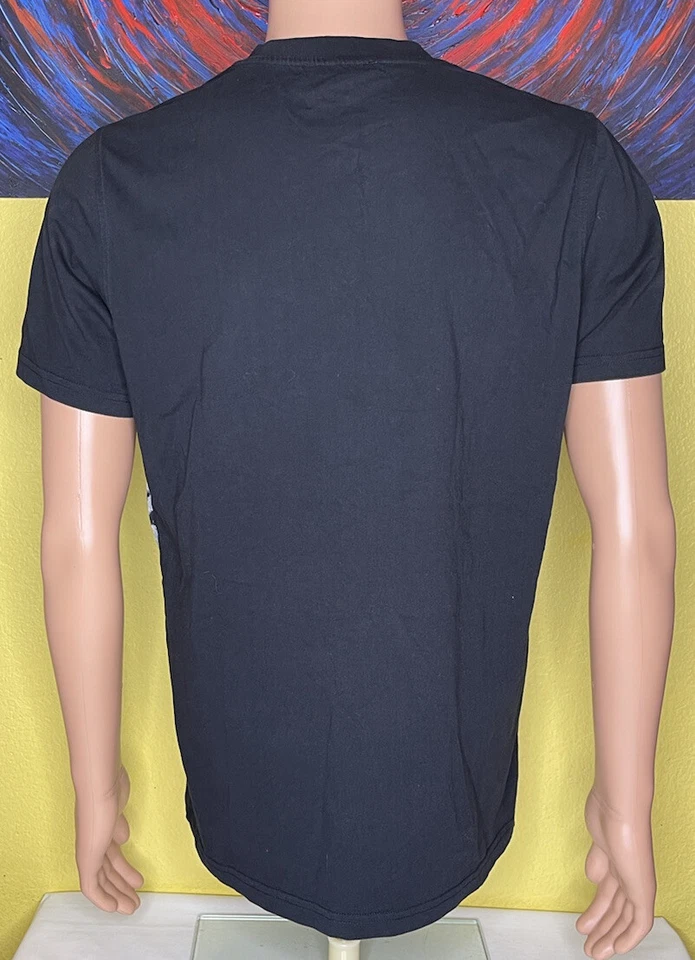 Camiseta masculina Kris Van Assche abstrata padrão zebra painel preta grande - Imagem 3 de 4