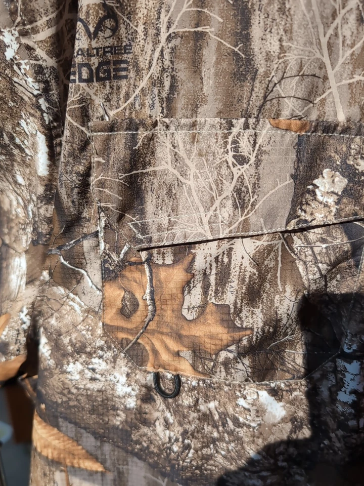 Men's Edge Realtree Camo X-Large Short Sleeve Front Pockets NWT - Image 2 of 4