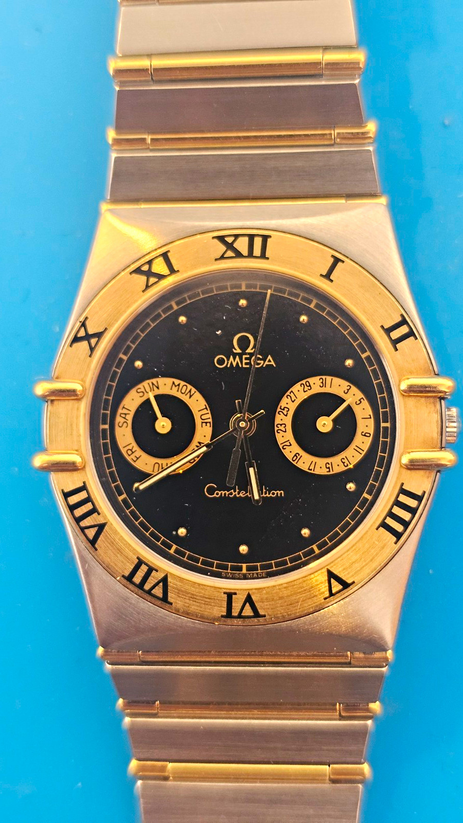 OMEGA Constellation Quartz Two-Tone Bracelet Black Dial Day/Date 33mm