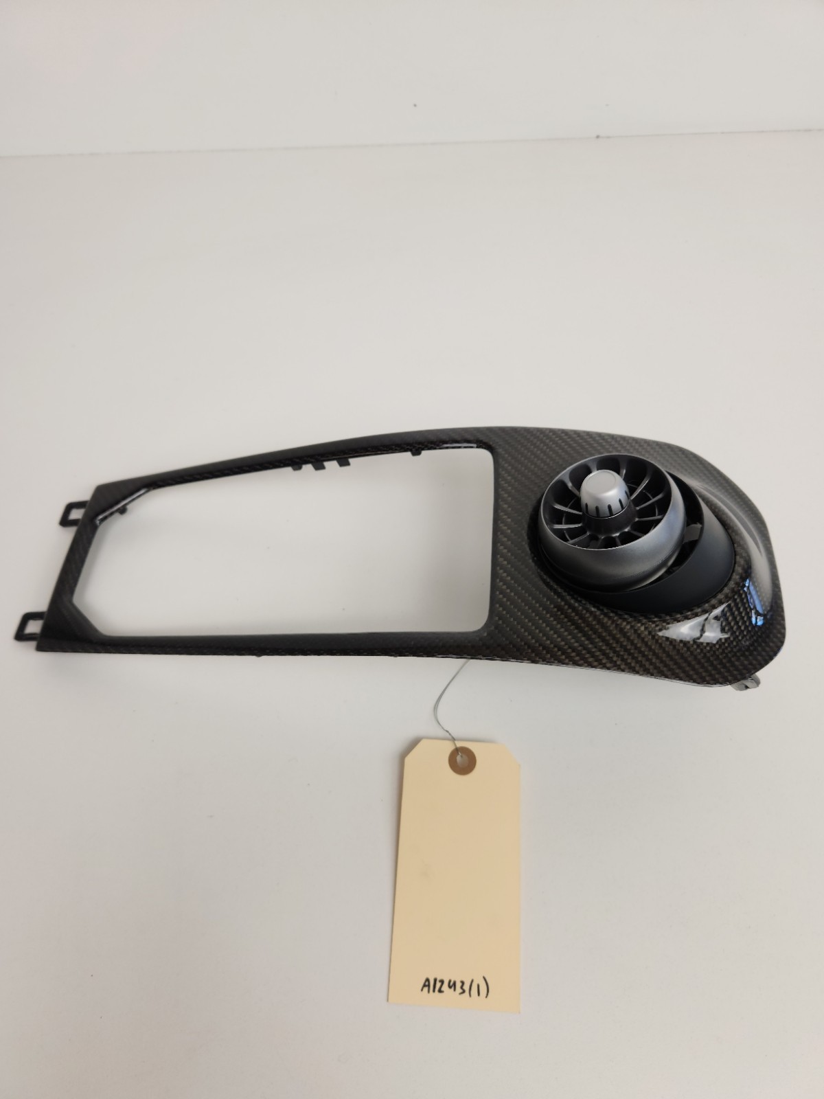 2015-2016 MCLAREN 650S SPIDER FRONT CARBON FIBER CENTER CONSOLE VENT TRIM OEM 