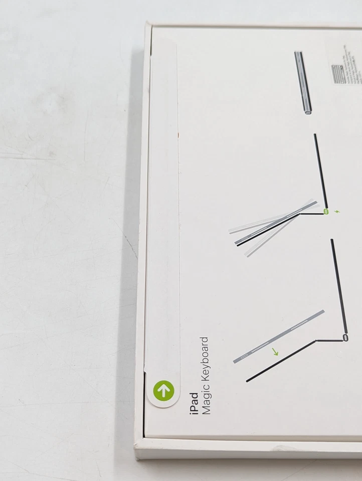 Apple iPad Magic Keyboard Case for iPad Pro 11-inch (M4) White A2975 - MWR03LL/A - Image 4 of 4