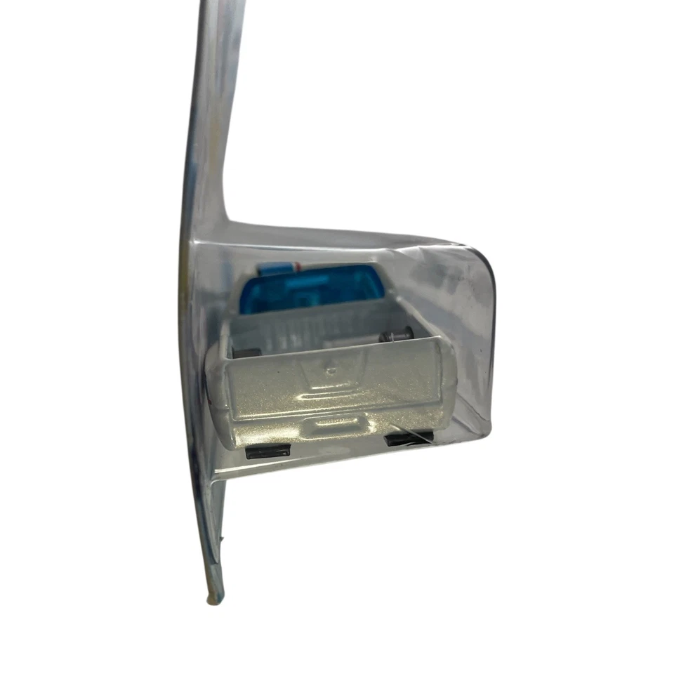 Camión Nissan Titan 2010 feliz cumpleaños Hot Wheels *ver fotos* Foto 2 de 3