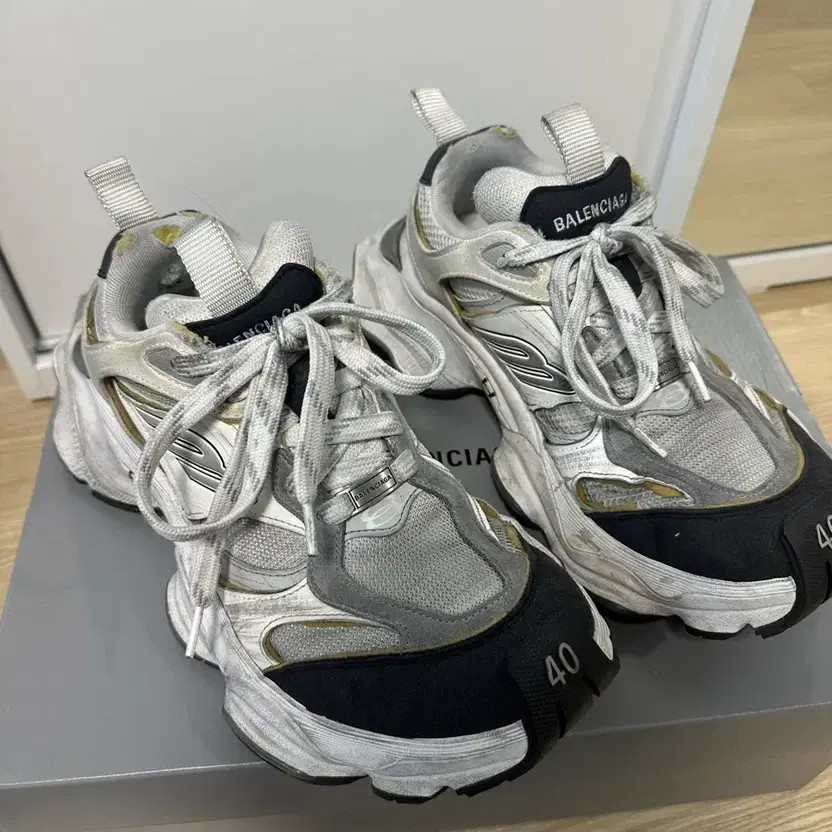 Balenciaga Cargo Sneakers White Grey Size 40 Well Used Heavy Wear