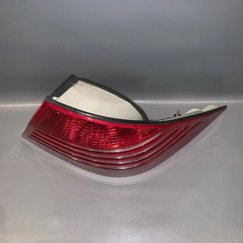 MERCEDES BENZ S500 S430 TAIL LIGHT RIGHT SIDE 2003 2004 2005 2006 OEM - Image 2 of 4