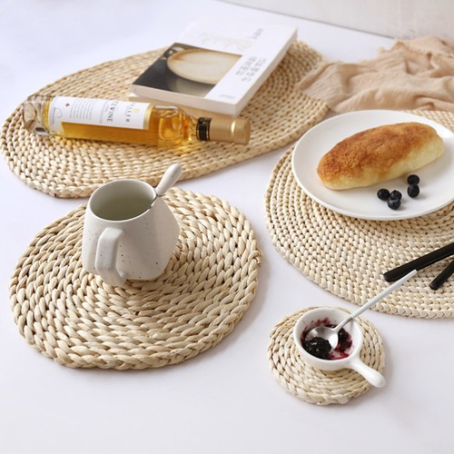8 Pcs Practical Straw Placemat Thickened Heat Insulation Protective Placemat - Picture 6 of 11