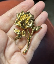 Ruby Lane Gold Toned Flower Brooch