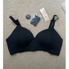 NEW TrueKind Women's L Supportive Comfort Wireless Shaping Bra Black T Shirt