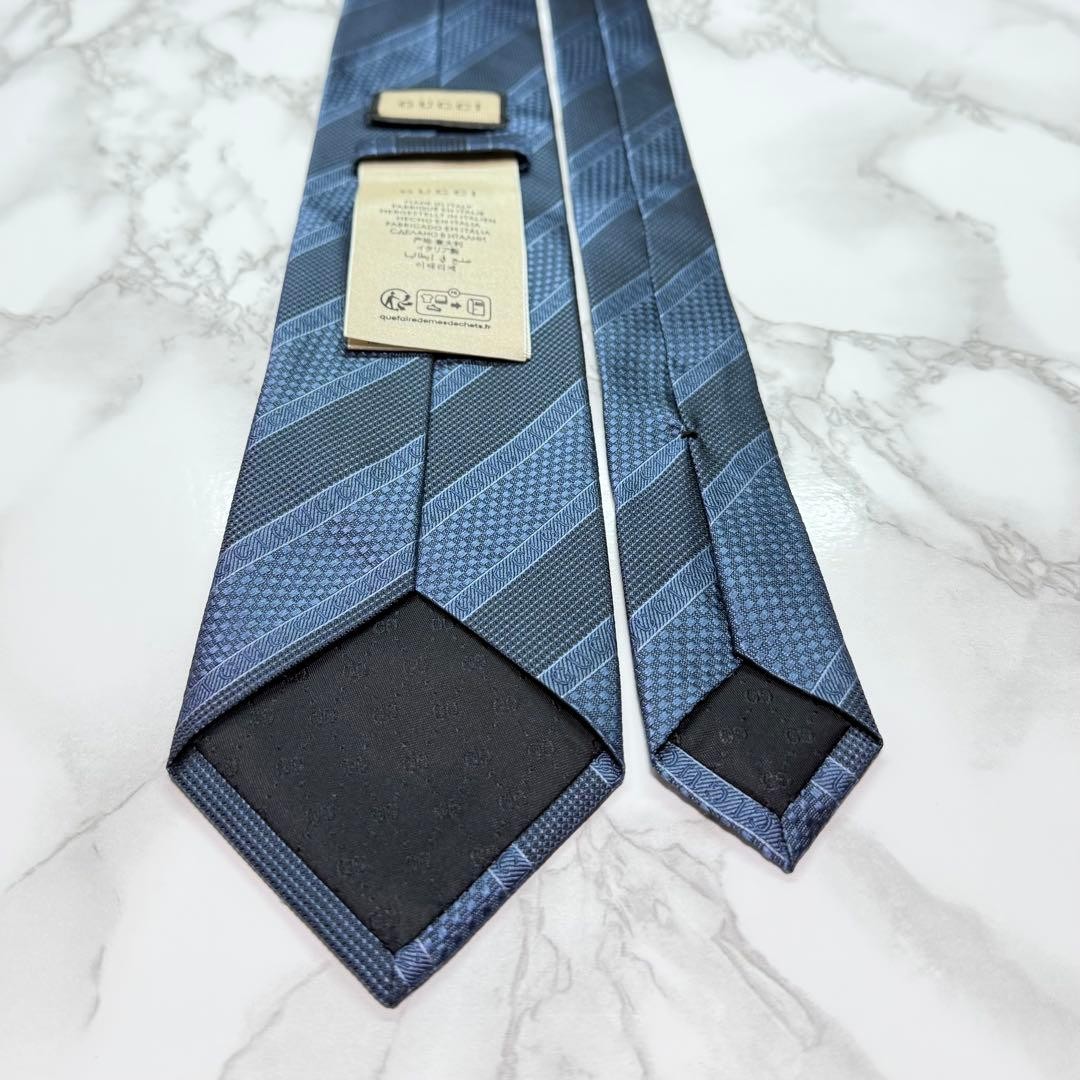 Gucci Necktie Tie 100% Silk Navy Blue Striped Pattern 3.2 inches From Japan thumbnail 7