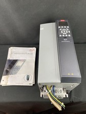Frequenzumrichter Danfoss VLT FC-302P15KT5E20...