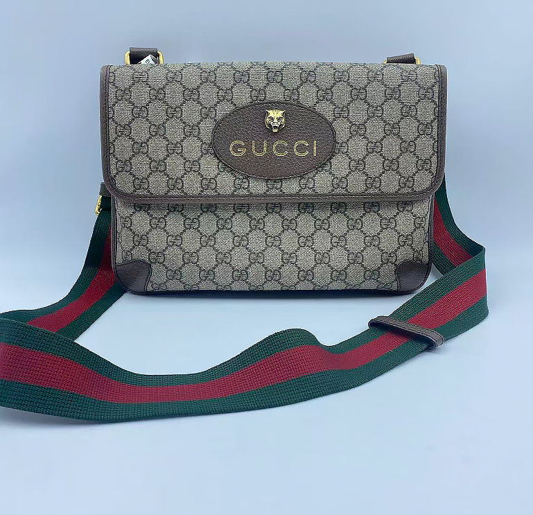 GUCCI ネオヴィンテージ　ショルダーバッグ Gucci GG Supreme Neo Vintage Brown Canvas and Leather Messenger