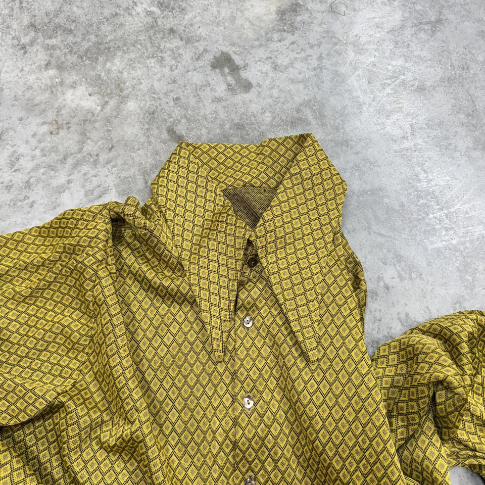 Vintage Disco shirt mens XL 70s geometric print point collar hippie poly 60s - Image 3 of 4