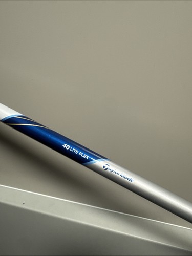 TaylorMade Kalea Ladies Hybrid 5 26 Degree Right Handed - Picture 9 of 10