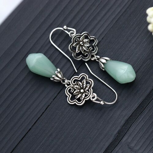 Nuevos pendientes de gancho colgantes de acero inoxidable florales de jade verde chino para dama - Imagen 2 de 5