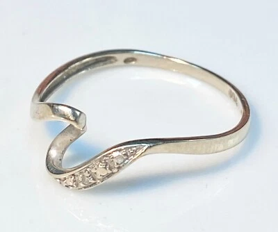 MAGNIFIQUE BAGUE OR 18 CARATS - DIAMANTS 0.02 CARAT - 1.18 G - Photo 1/4