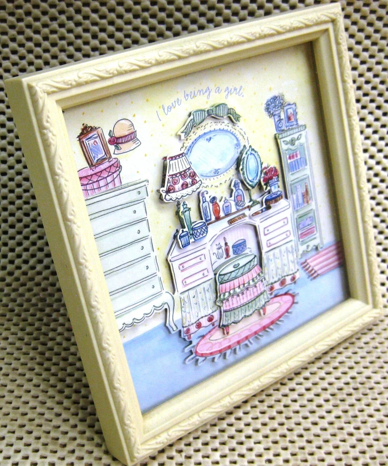 o'o'o. EU AMO SER MENINA. . Moldura tridimensional sob vidro 7 x 7 polegadas - Imagem 2 de 3