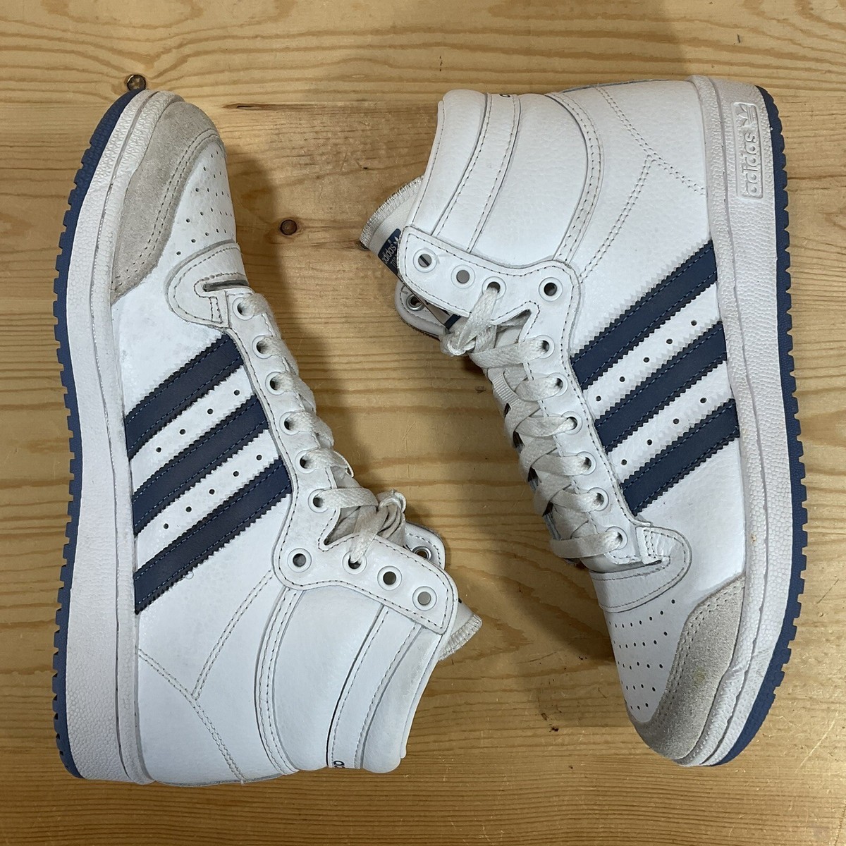 adidas Originals Top Ten Basketball Shoes
# FY7095
Retro
Men\'s 8
White Crew Blue adidas Originals Top Ten Basketball Shoes | Mercari main image 3