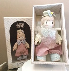Collecting Nuts 1 | eBay Stores