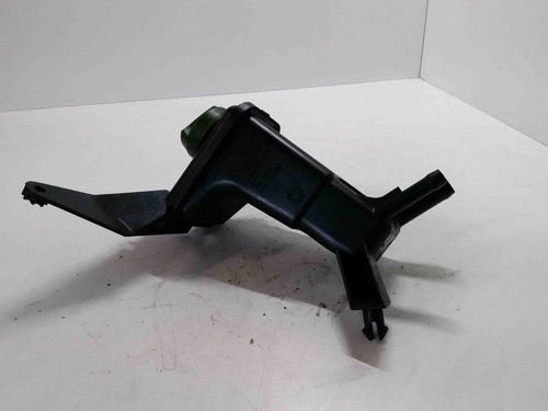 VW PASSAT Variant B5 3B6 Behälter Servolenkungspumpe 3B0422371 1.90 28387954