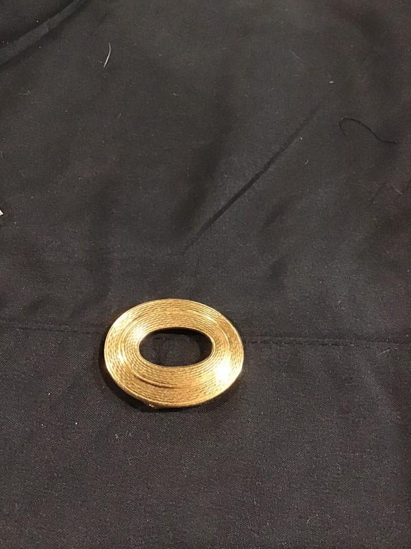 VINTAGE GERMANY GOLD TONE DRESS SCARF CLIP GUC SIGNED 