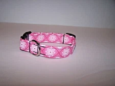 Wet Nose Designs Peppermint Kiss Snowflakes Dog Collar on Pink Snowflake Winter