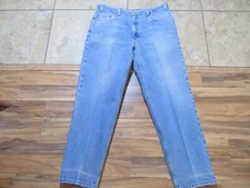 VTG Levi's Zip Fly JEANS Med Wash Blue Relaxed Straight Leg 40x30 Measured 38x31