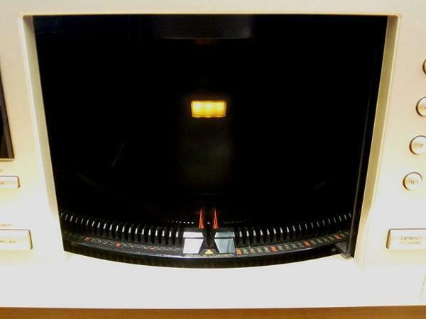 PIONEER PD-F1007 CD Changer w/ Remote Power Supply Voltage