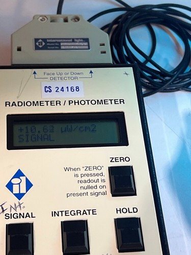 International Light IL1400A Radiometer / Photometer with XRL140B UV Detector - Picture 3 of 6