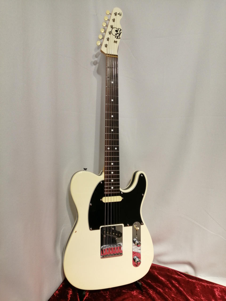 ELECTRIC GUITAR MODEL NUMBER  TELECASTER TYPE ESP X MUSIC FREAKS electric esp freaks guitar model music type 