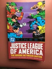 DC Finest: Justice League of America: the Bridge between Earths (DC Comics 2024