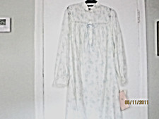 NWT Vintage White/Blue Floral Cuddleskin Barbizon Nightgown USA Made. Size M
