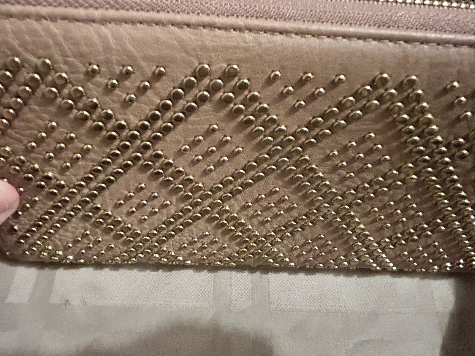 Clutch Studs for Enhanced Grip and Style-image