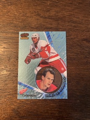 1997-98 Pacific Invincible - Nicklas Lidstrom #49 Ice Blue Detroit Red Wings NHL