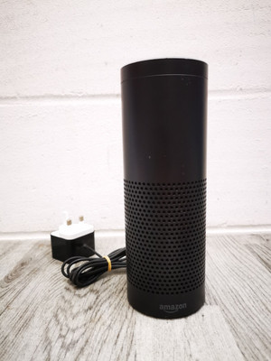 Amazon Echo 1. Gen Smart Assistant Alexa - Schwarz - Nur Gerät (SK705DI)