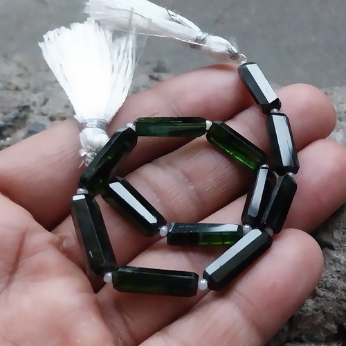 62 Ct 15 to 18.5 MM Natural Deep Green Tourmaline Faceted Pencil 8 Inch Necklace - Picture 9 of 24