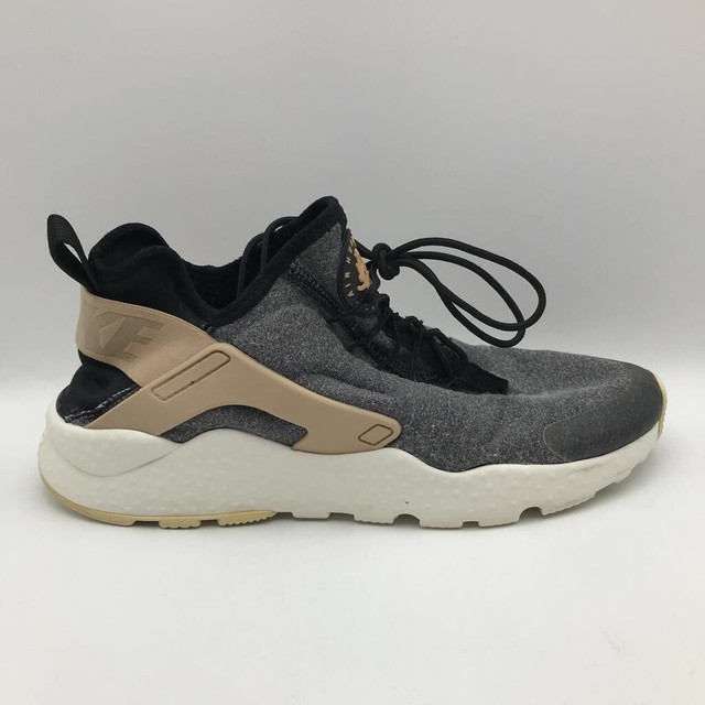 nike air huarache womens size 9