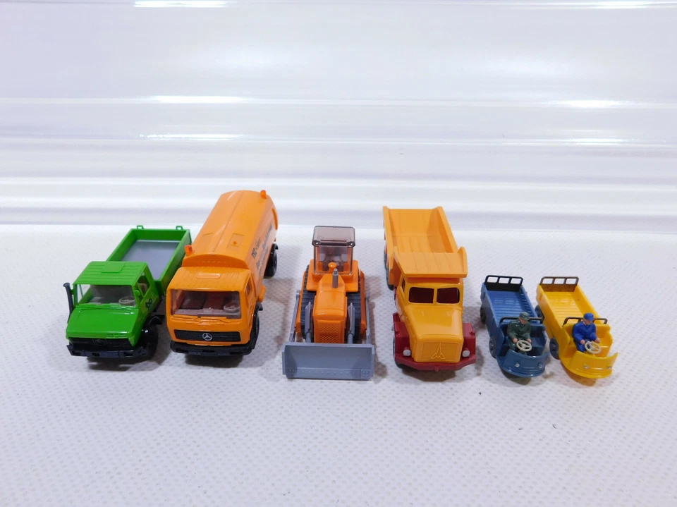 CP272-0.5# 6X H0/1:87 Model: Unimog + Sweeper + Tipper Etc, TOP - Image 4 of 4