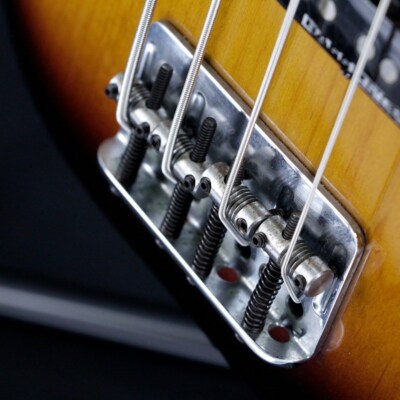 ベース Fender USA Hot Rod P-Bass Fender Vintage Hot Rod '60s Precision Bass (with Case) | zZounds