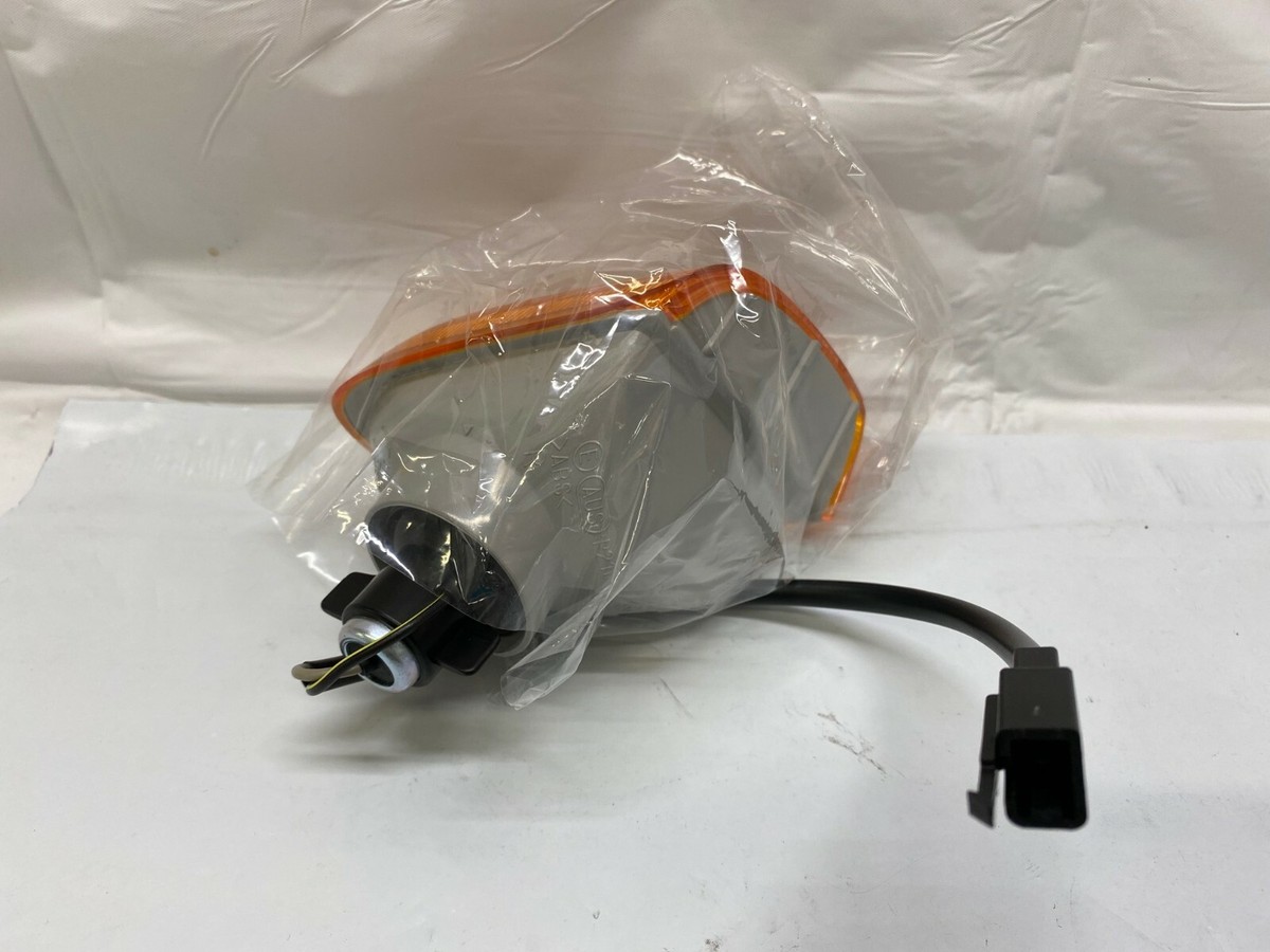 OEM Kawasaki LAMP-SIGNAL, RR, RH 23040-1254 Fits Ninja ZX-11