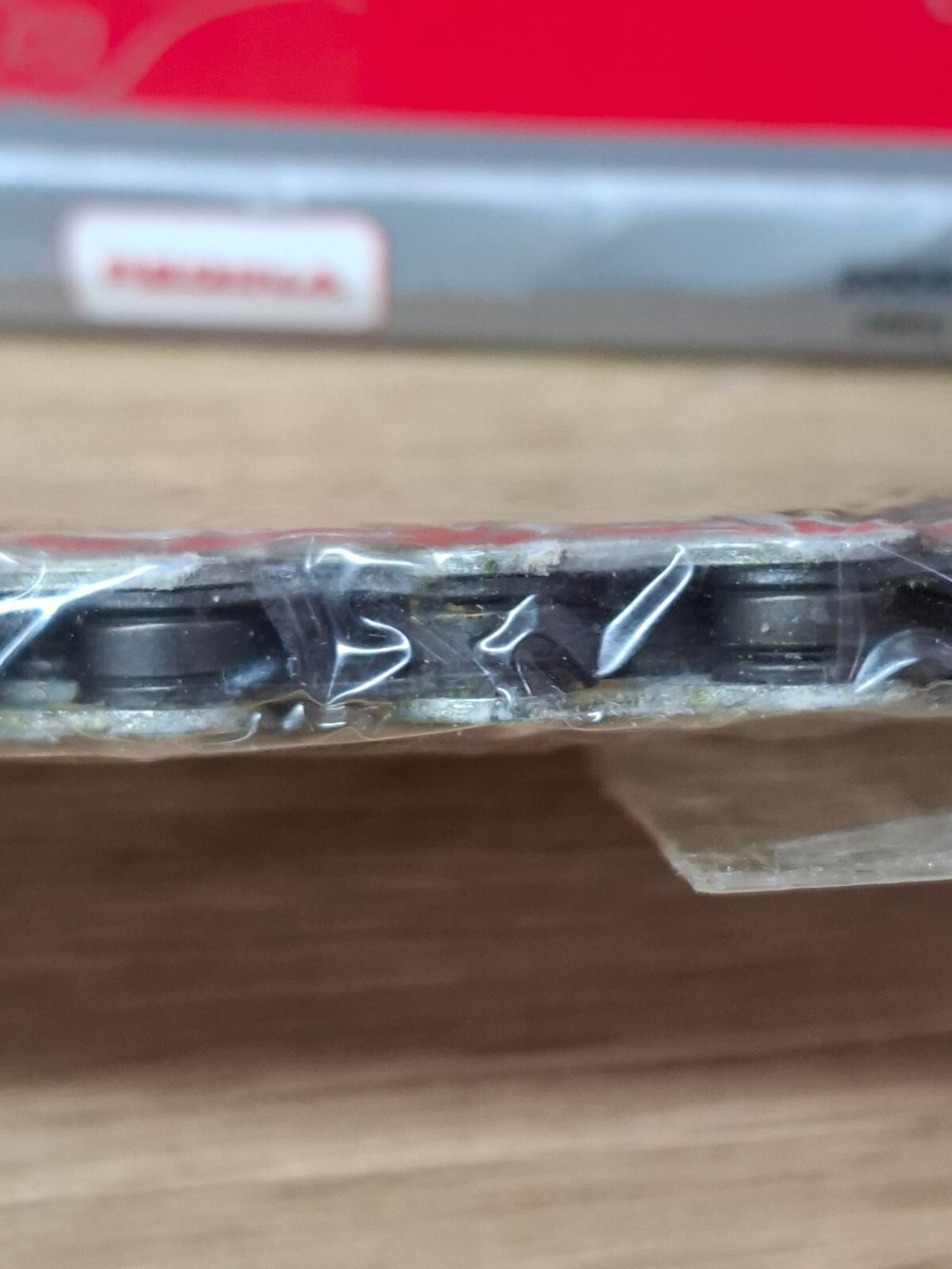Chaîne De Vélo Regina Silver BX - NOS Italienne - 110 Maillons - 6/7/8 Vitesses