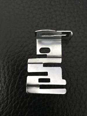 Vintage Singer Automatic Zigzagger # 160985. And Attachments