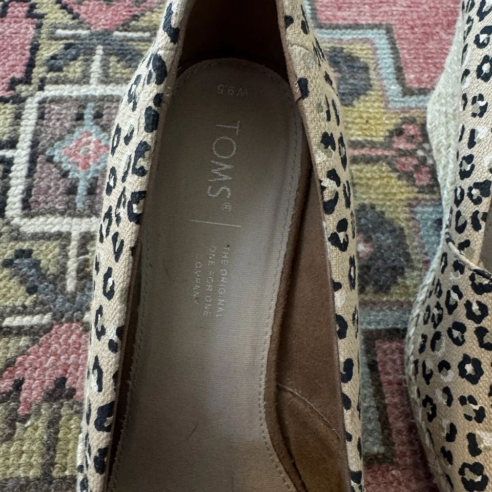 Sandalias sin cordones TOMS Michelle Cheetah Peep Toe alpargata cuñas talla 9,5 para mujer Foto 3 de 4