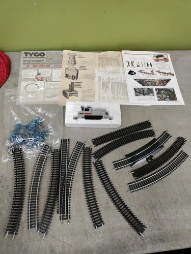 New ListingTyco 1985 Transformers Electric Train and Battle Set-Incomplete