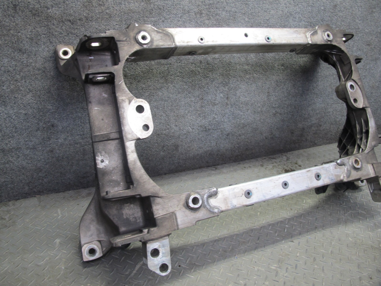 2014-2020 MASERATI GHIBLI M157 SQ4 AWD FRONT SUBFRAME CROSSMEMBER CARRIER