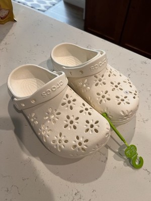 Crocs Classic Floral Cut-Out Clog White Women s US 5 Slip-On Lightweight