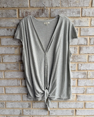 Max Studio White/Green Striped Short Sleeve V-Neck Tie Bottom Blouse Size 2X